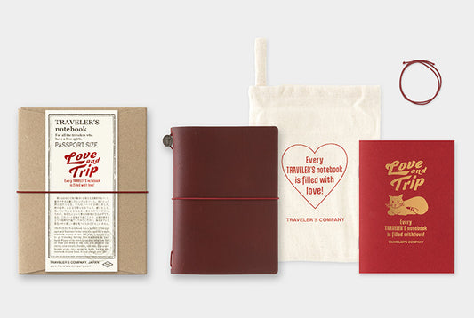 PASSPORT Traveler's Notebook Love and Trip Red Edition